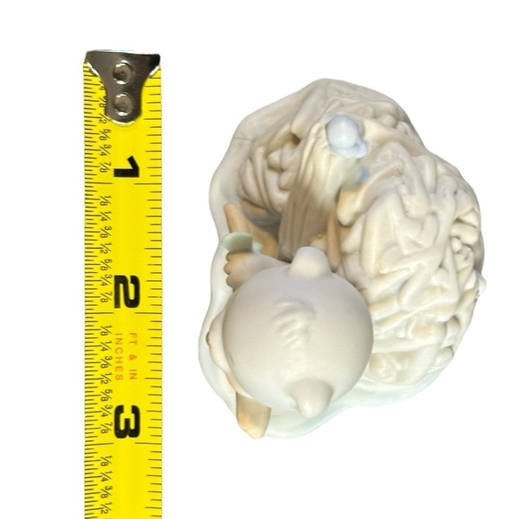 Precious Moments "Every Man's House is His Castle" Beaver Ceramic Figurine - Picture 5 of 7